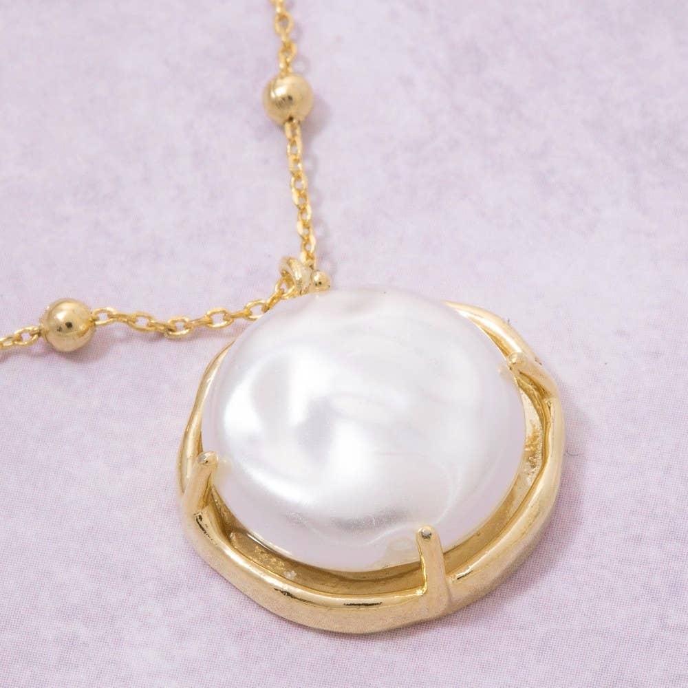 Gold Dipped Pearl Pendant Necklace