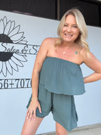 WOVEN CRINKLE STRAPLESS ROMPER