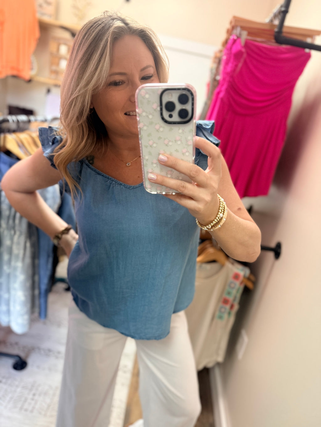 CHAMBRAY RUFFLE SLEEVE TOP