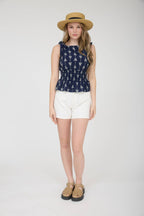 BOW LINE PATTERN TIE SHOULDER SLEEVELESS BLOUSE